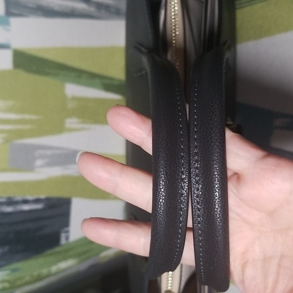 Kate Spade Voyage Small Grain Textured Leather In Black Like New - Picture 11 of 15